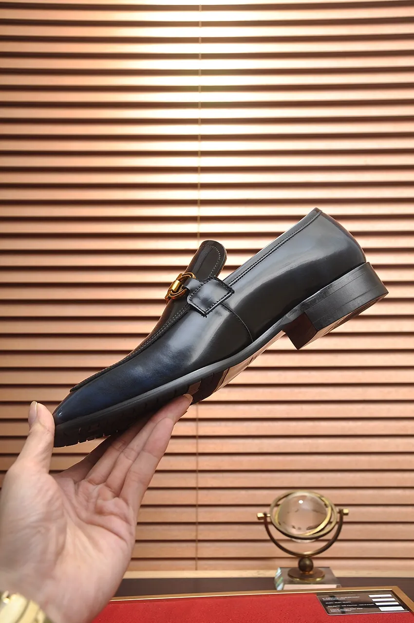 Men's shoes 💰500💶[Ferragamo/Ferragamo] The latest model in the counter. Original imported high-quality cowhide with open edges + imported 🐂 water-dyed cowhide lining + original luxury metal buckle + original combined outsole. Comparison without pressure 38--45 (45 is custom-made and cannot be returned or exchanged)